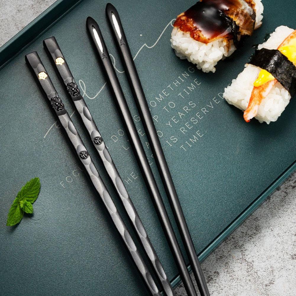 Elegant Bamboo Chopsticks Set for Dining and Entertaining