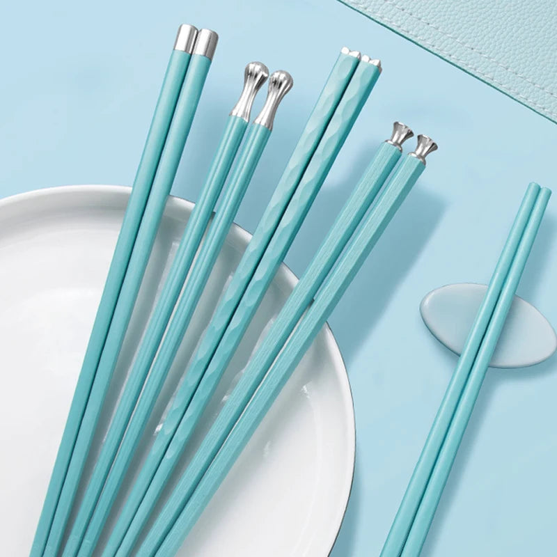 Elegant Bamboo Chopsticks Set for Dining and Entertaining
