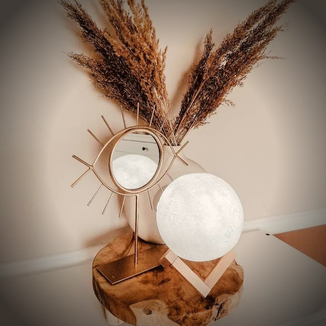 Magische maanlamp met draadloze touchbediening en houten standaard
