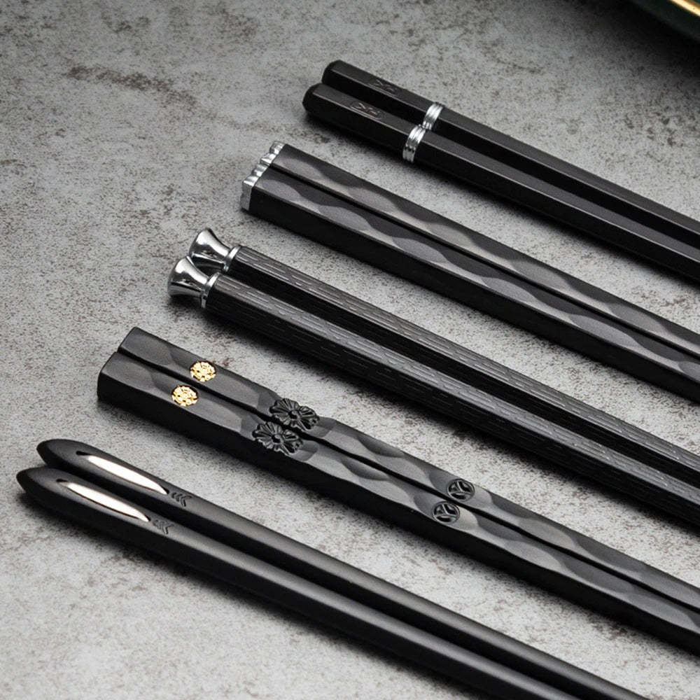 Elegant Bamboo Chopsticks Set for Dining and Entertaining