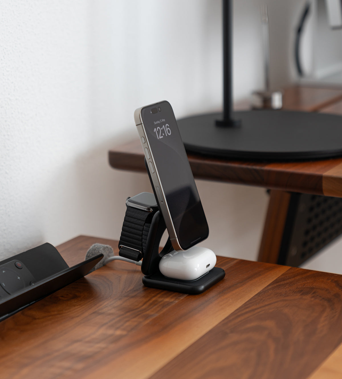 Sleek 3-in-1 Wireless Charging Stand for Desk and Nightstand