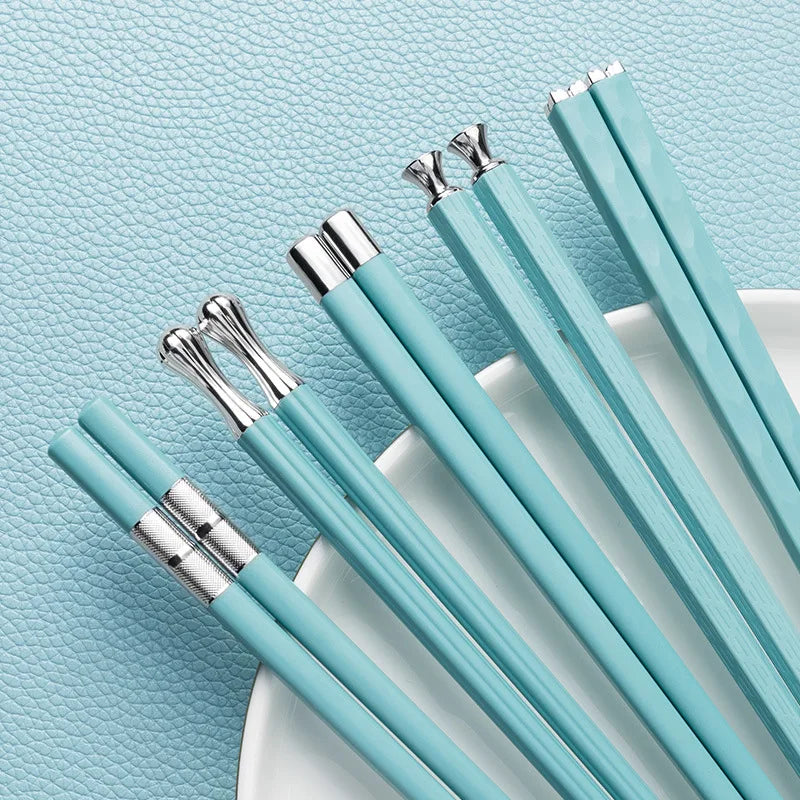 Elegant Bamboo Chopsticks Set for Dining and Entertaining