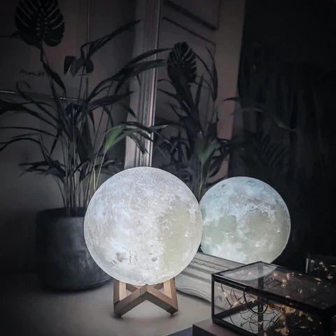 Magische maanlamp met draadloze touchbediening en houten standaard